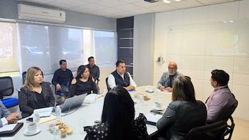 Reunión entre autoridades educativas y ministeriales. Crédito: FGE Puebla