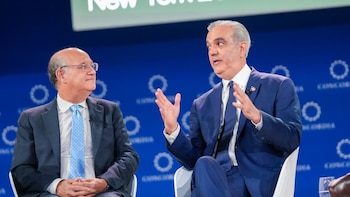 El presidente Luis Abinader condicionó esa meta a la definición de las reservas, el desarrollo de procesos de refinación y la industrialización de los yacimientos identificados hace tres años, según la Presidencia (Foto cortesía Presidencia de la República)