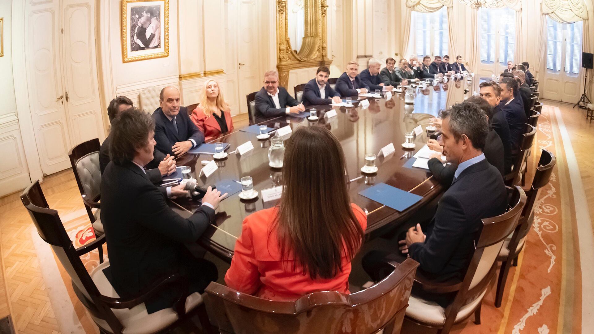 El Gobierno busca una nueva reunión con un grupo de gobernadores