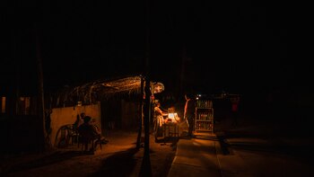 **EMBARGO: No electronic distribution, Web