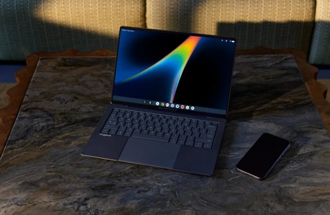 Los nuevos portátiles combinan un sistema operativo basado en Chrome OS y Android con funciones de IA y hasta 10 años de actualizaciones. (Google)