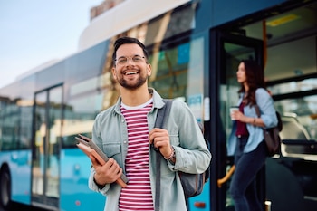 "A los 17 años me di cuenta que no había ningún servicio eficiente desde zona norte de Tigre hasta la puerta de las universidades. Ahí entendí que era una necesidad real", comenta Melina (Foto: Shutterstock)