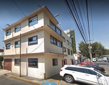 La clínica vendía paquetes por