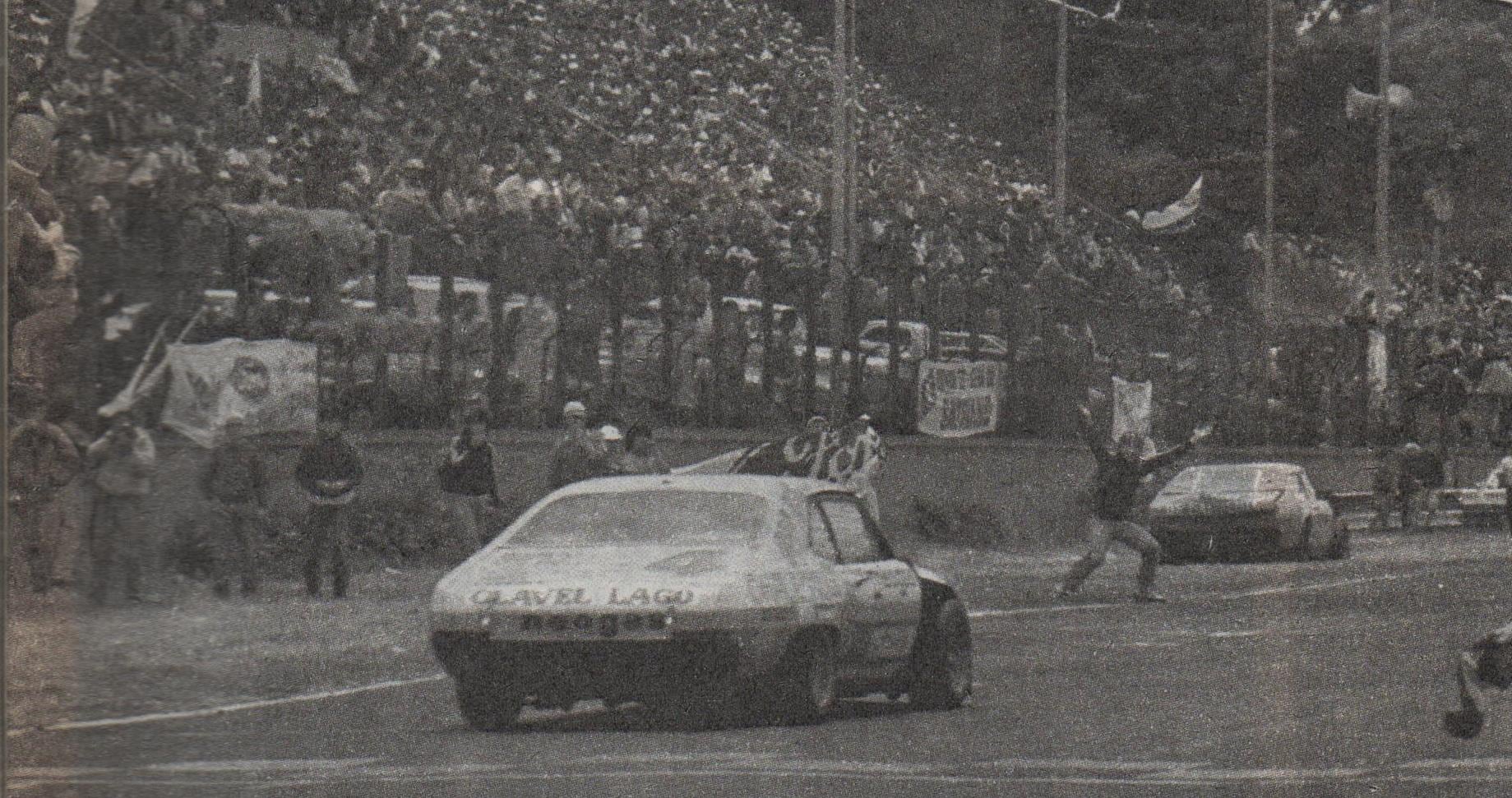 Emiliano Satriano cruza la meta. Ese día quedó a un paso de su corona en el TC