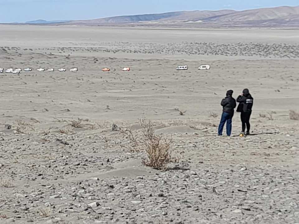 El despliegue de drones, perros adiestrados, motos y caballos marca la intensidad de la búsqueda iniciada tras la denuncia por ausencia de la joven (Foto: MPF Chubut)