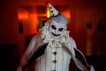 Especialmente por la globalización y