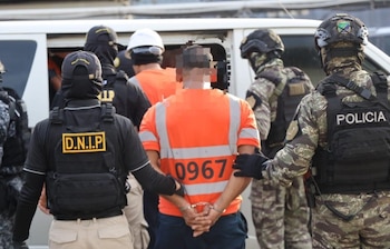Entre los aprehendidos hay funcionarios y exfuncionarios de una terminal portuaria del Pacífico. (PN)