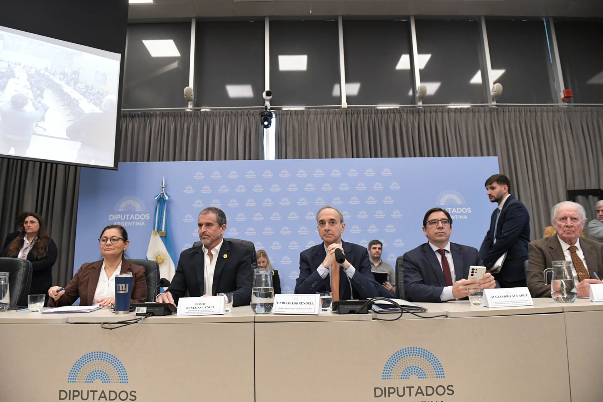 Torrrendell y Alvares comisión de presupuesto