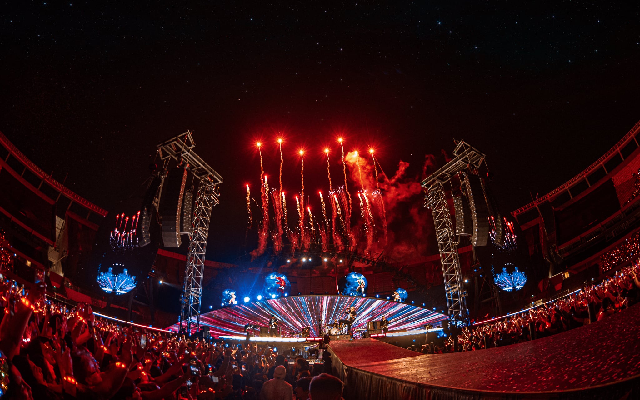 Live Nation posee también el 50% de DF Entertainment, la firma que produjo los shows de Coldplay y Oasis en River