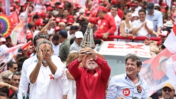 El Nordeste sigue funcionando como el corazón electoral del Partido de los Trabajadores (PT) y el refugio inexpugnable de Lula. Respaldado por el peso de la población católica y la memoria de los programas sociales (Foto: Efe)