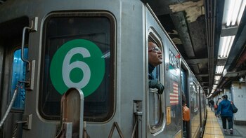 Ángeles Guardianes vuelven a metro