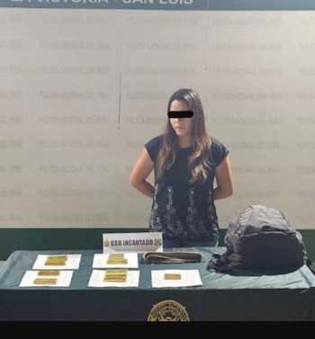 Viviana Alexandra Lujambio Palma, de