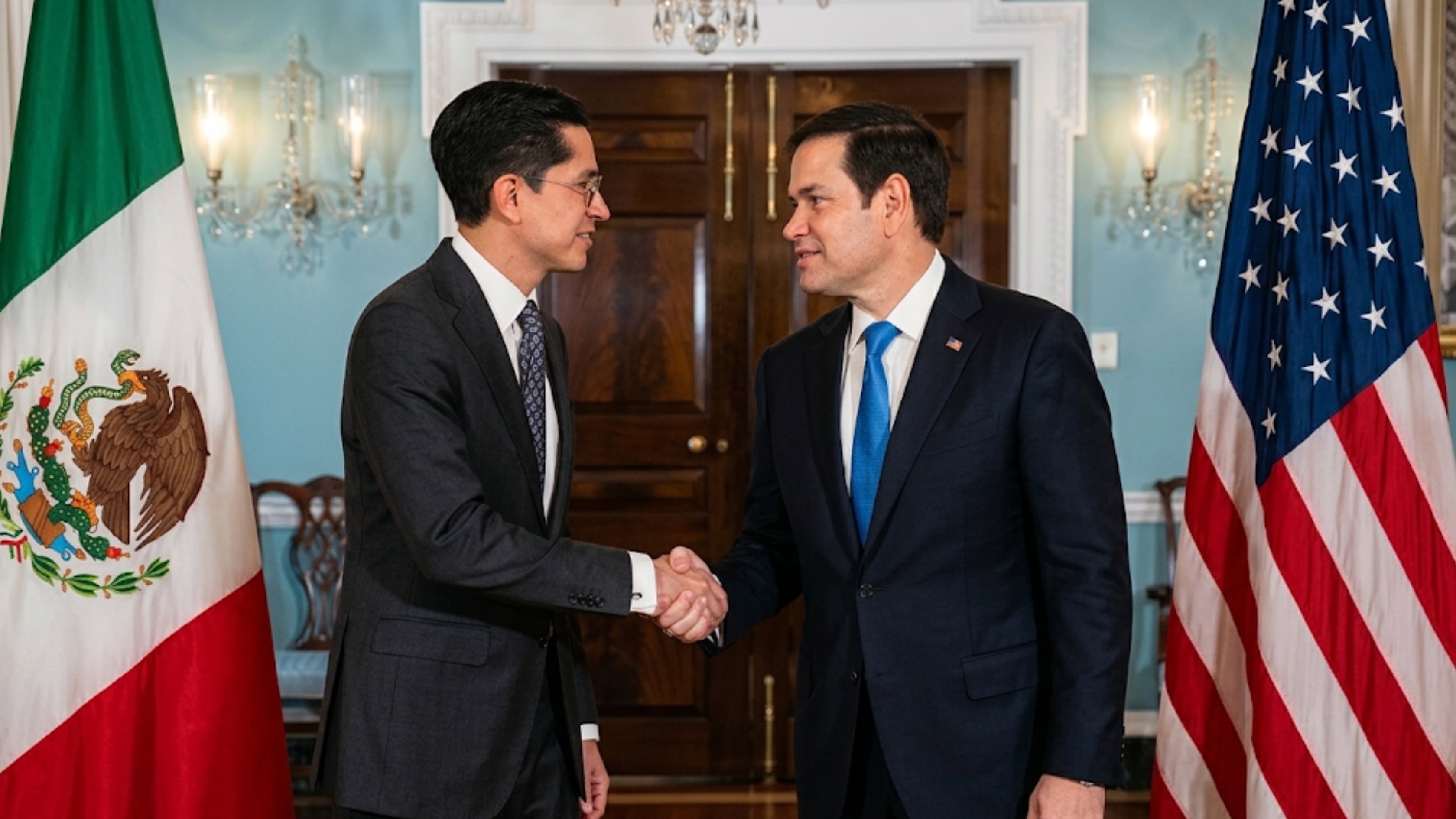 La reunión ocurre mientras los equipos de México y Estados Unidos buscan un acuerdo para frenar nuevos gravámenes, en un momento de tensión comercial por el choque entre Washington y Ottawa sobre el futuro del T-MEC