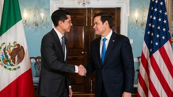 Marco Rubio recibe a Roberto Velasco en EEUU en medio de negociaciones por aranceles con México