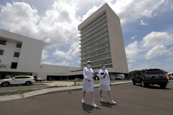 El ministro de Salud, Fernando