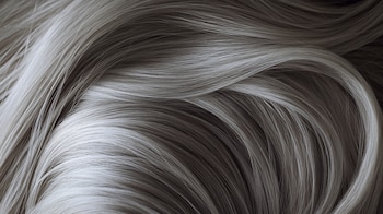 Las canas aparecen por fallas