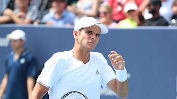 Rafa Jódar sella otra remontada para luchar por el título en Washington