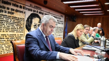La esposa de Santos Cerdán comparece este lunes en la 'comisión Koldo' en el Senado