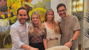 Cristina Hurtado y José Narváez dieron detalles de su voto: “Firme por la familia, por el cambio verdadero, por mi país”