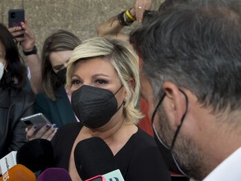 23-06-2021 TERELU CAMPOS ATIENDE A