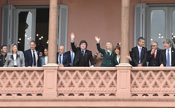 Milei en el balcón de la Casa rosada
