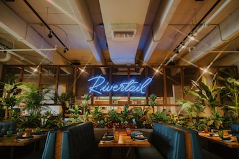 Rivertail, ubicado frente al mar