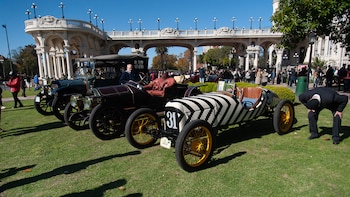 Joyas inmaculadas, nostalgia y emoción: las perlitas de la Recoleta-Tigre, la reedición de la primera carrera de autos en Argentina