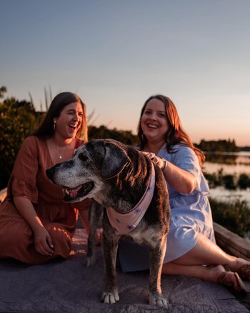 Las dos mujeres hicieron una