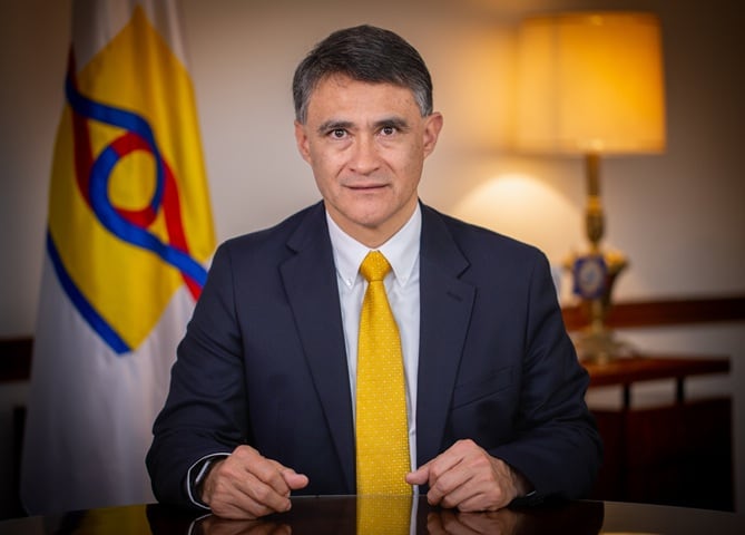 Ariel Cortés, director de Medicina Legal, advirtió que la entidad enfrenta dificultades presupuestales y de infraestructura para atender la demanda de servicios forenses en el país (Medicina Legal)