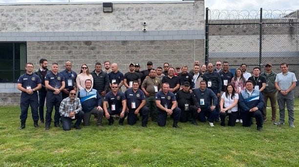 Una delegación oficial de Guatemala formó parte de los 28 equipos élite que se dieron cita en la Penitenciaría de West Virginia para la edición 2026 del Mock Prison Riot (Cortesía @usembassyguate).