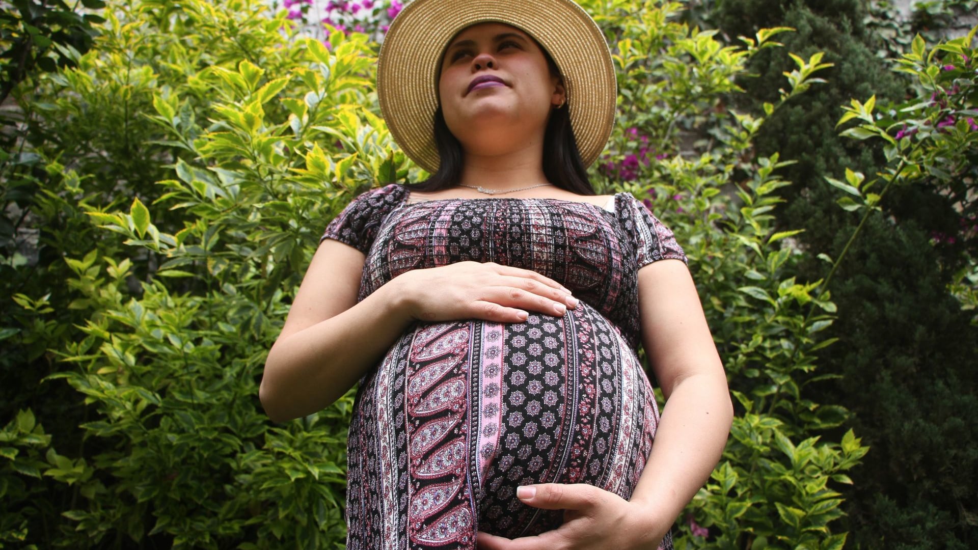 El caso surgió de una demanda de una mujer que firmó un contrato de gestación por sustitución con una pareja, sin aportar material genético y sin intención de asumir filiación. (Foto: Cuartoscuro)