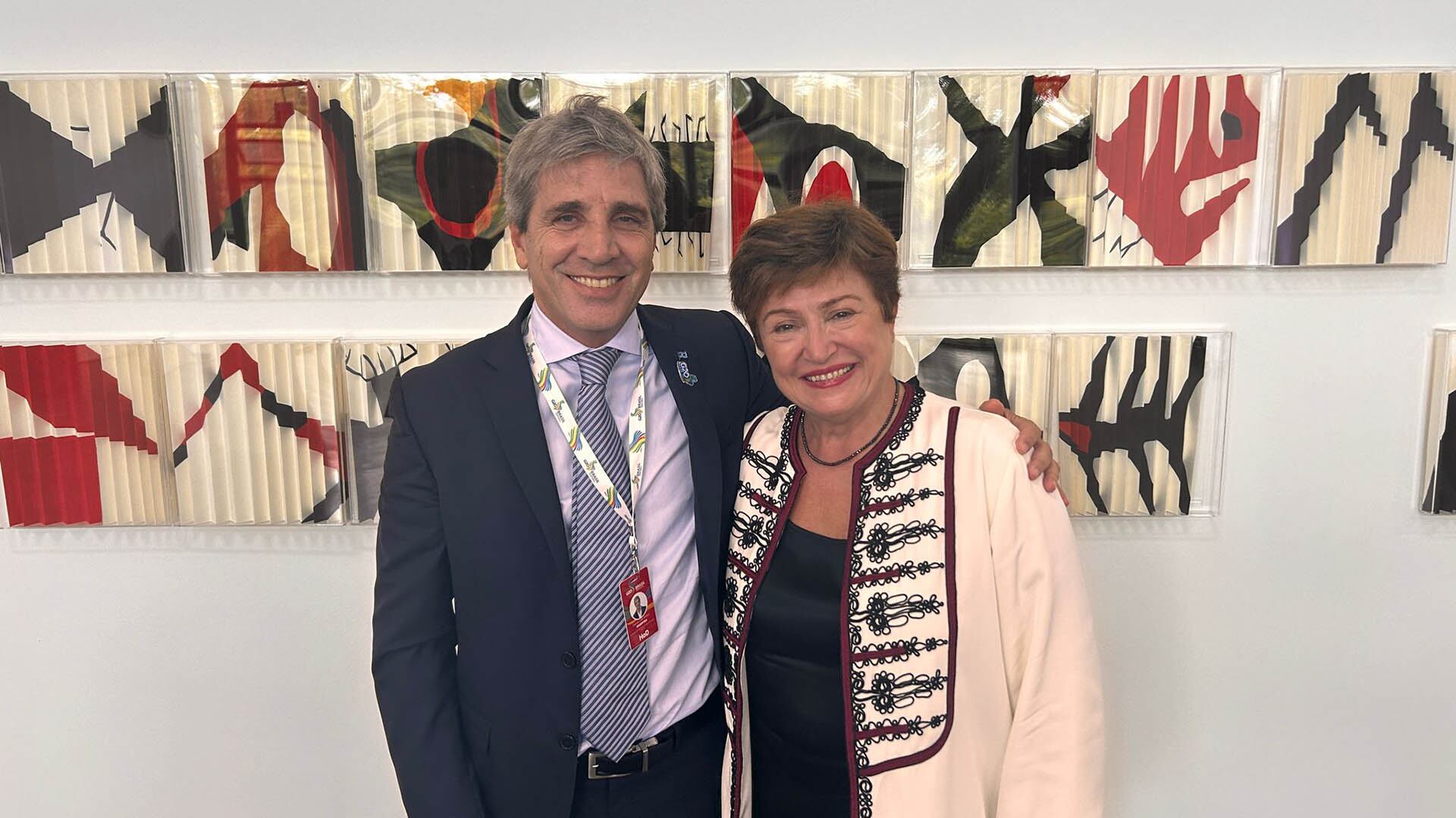 Luis Caputo y Kristalina Georgieva durante su reunión en el G20 de San Pablo, (Brasil)