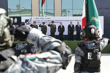 Firma del convenio en el que la Guardia Nacional tendrá acceso al Centro Nacional de Inteligencia Foto: Defensa