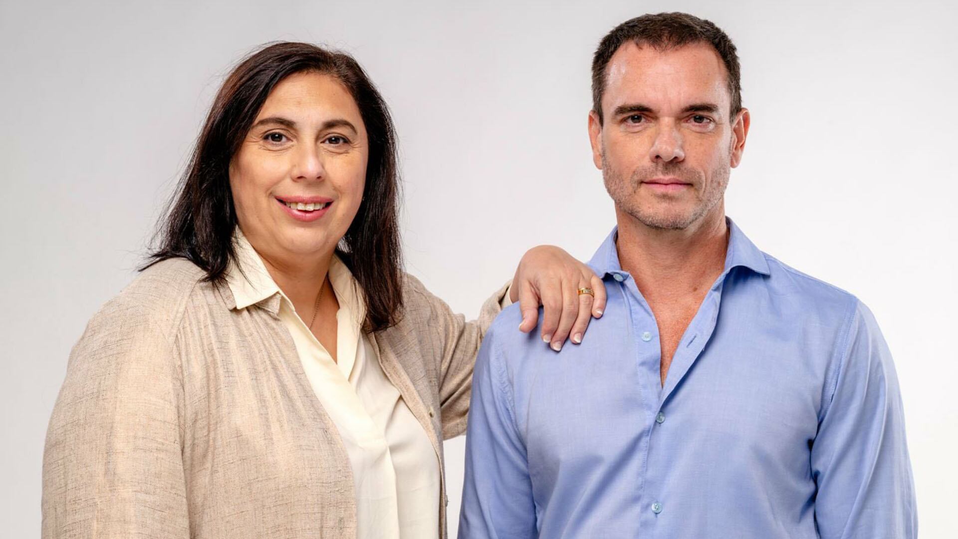 Los candidatos de la Coalición Cívica, Paula Oliveto, y Francisco Sánchez (@pau_oliveto)