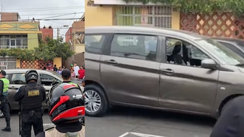 Crimen a plena luz del día en San Miguel: sicarios acribillan a hombre dentro de su auto en avenida cerca de centro juvenil Maranguita