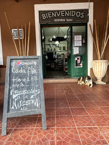 El ingreso al local que