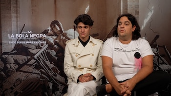 Entrevista a Carlos González y Milo Quifes, protagonistas de ‘La bola negra’: “Sentíamos que estábamos haciendo algo importante y que iba a trascender”