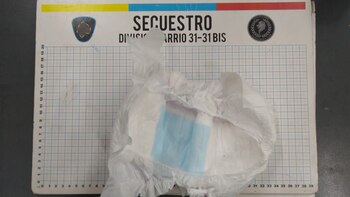 Pareja guardaba recaudación drogas en un pañal