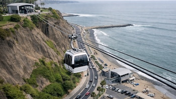 Teleférico de Miraflores inicia fase final: así se ve el sistema que conectará el malecón con las playas