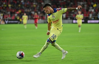 El extremo argentino de 30 años llega al fútbol colombiano tras su corto paso por Estudiantes L.P. - crédito Tim Vizer/EFE