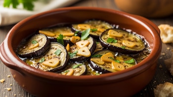Berenjenas al ajillo: una receta sencilla de la gastronomía española que sirve como tapa o guarnición