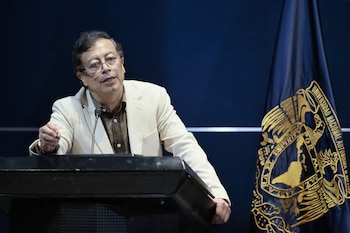 El 9 de diciembre de 2013, la Procuraduría General de la Nación de Colombia impuso al entonces alcalde mayor de Bogotá, Gustavo Petro - crédito José Méndez/EFE