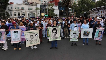 EN VIVO | 12 años de la desaparición de los 43 estudiantes de Ayotzinapa: normalistas de Guerrero, Michoacán y Zacatecas se unen a la manifestación