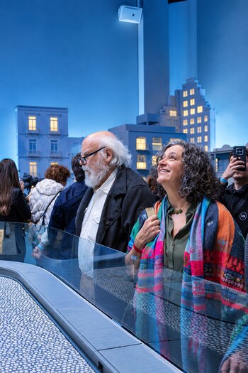 Imagen complementaria de En fotos: la presentación de Mafalda Inmersiva reunió a famosos, artistas y escritores