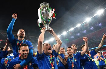 Italia fue el último campeón de la Eurocopa tras llevarse la edición de 2021 (EFE/EPA/Andy Rain/Archivo)