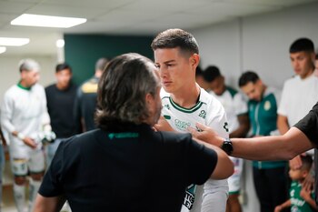 James Rodríguez sigue firme con