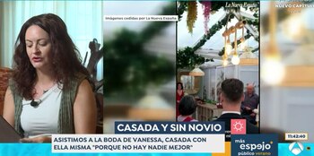 Vanessa, mujer casada con ella