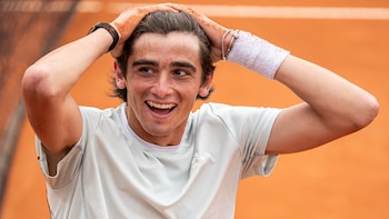 La historia del campeón que casi deja de jugar y encontró ayuda en una figura del tenis argentino: “Ella me salvó”