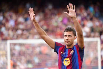 Rodri, considerado por la FIFA mejor jugador del Mundial 2026, fue traspasado desde el City al Barcelona por una suma que llegaría a los 80 millones de dólares si cumple con ciertos objetivos (EFE/ Quique Garcia)