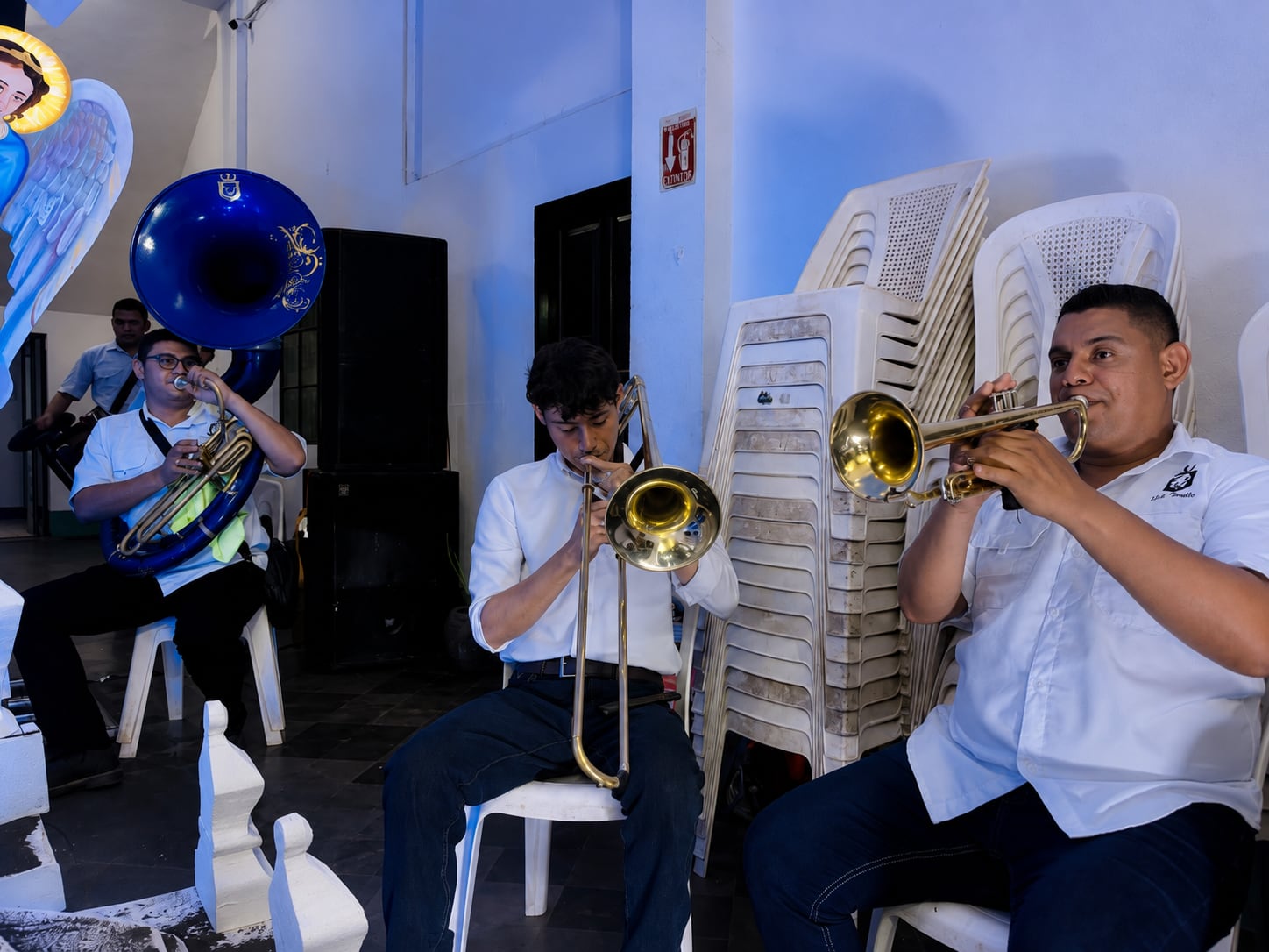 Los músicos también tienen lugar durante la celebración, interpretando notas que encienden el ánimo de los asistentes. / (Esteban Noguera/ Canal 6 Nicaragua)